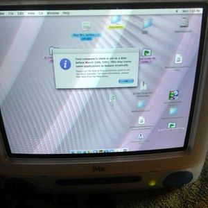 1998 iMac computer